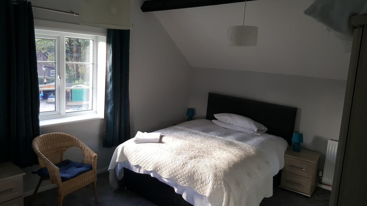 Bed and Breakfast Church End Farm Bed&Breakfast Hale  Exterior foto