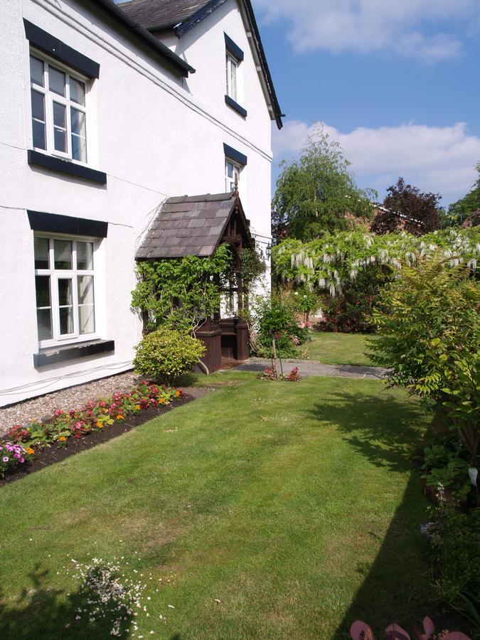 Bed and Breakfast Church End Farm Bed&Breakfast Hale  Exterior foto